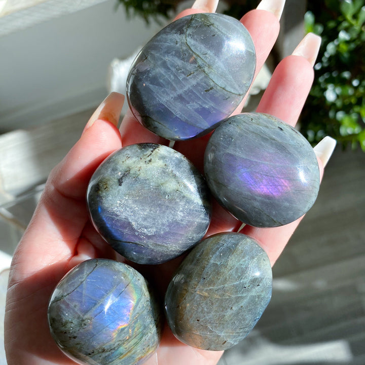 Big, Flashy Labradorite Pebble Stone