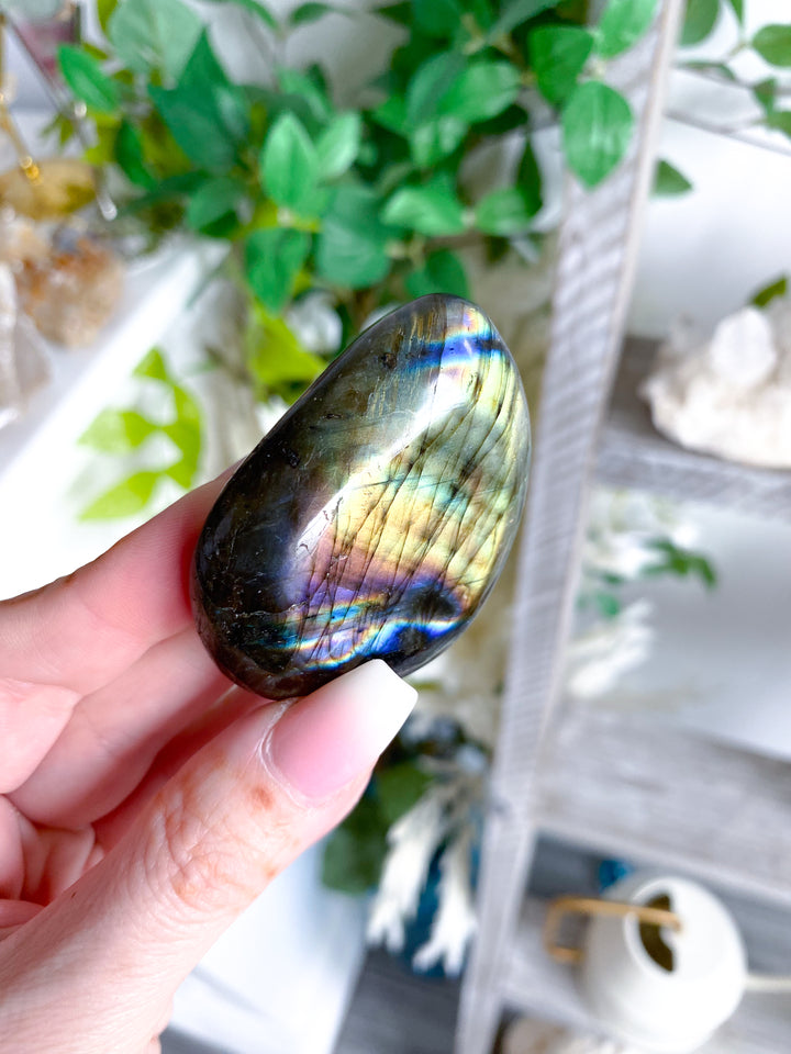 FLASHY Labradorite Palm Stone #11