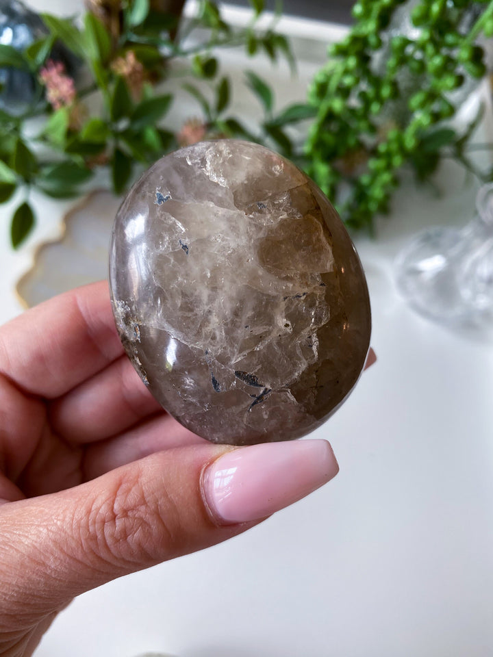 Inclusion Smokey Quartz Palm