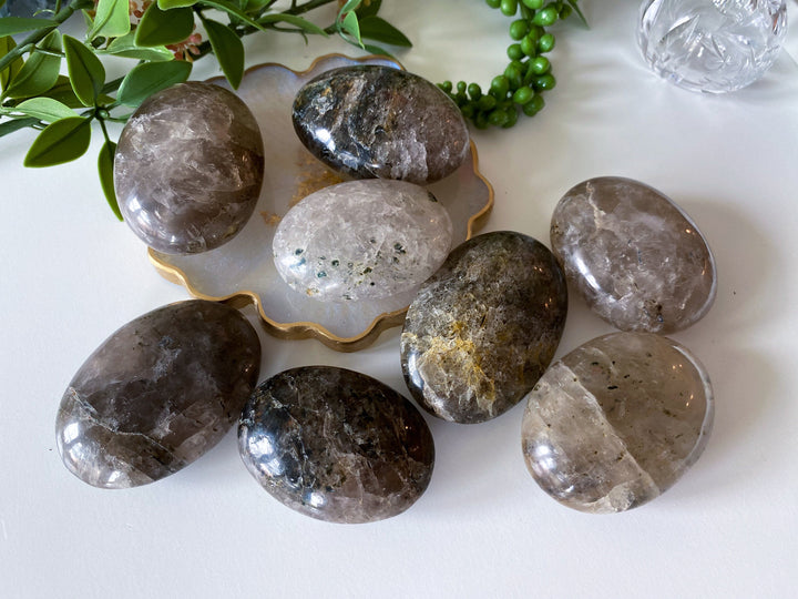 Inclusion Smokey Quartz Palm