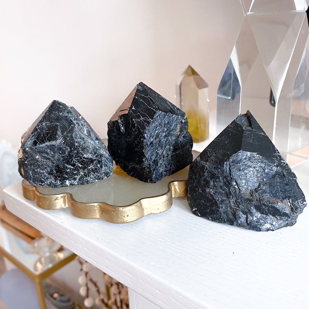 Chipped Tip Black Tourmaline Top Polish Tower