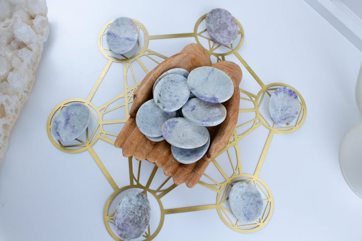 Large Hackmanite Worry Stone (UV Reactive)