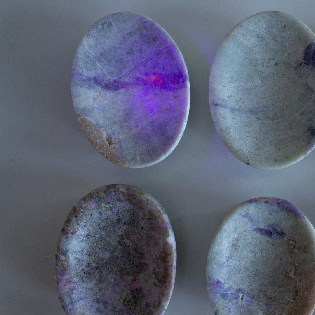 Large Hackmanite Worry Stone (UV Reactive)