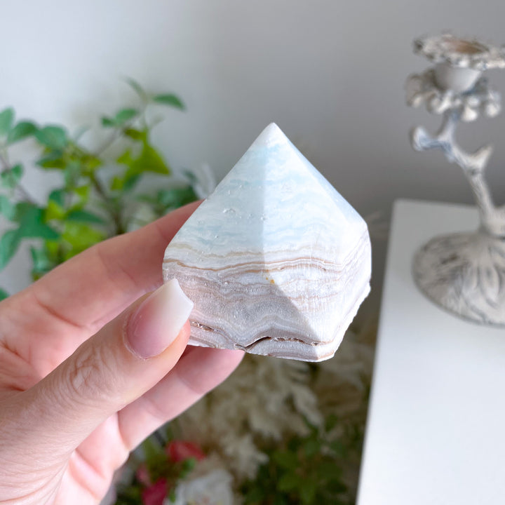 Caribbean Calcite Point Top Polish 
