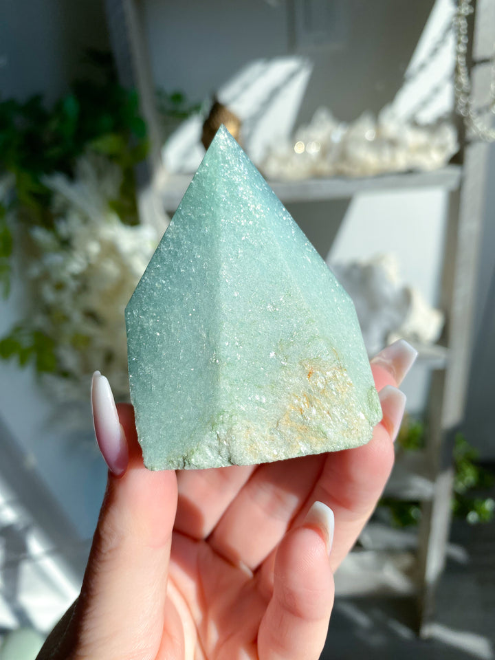 MICA-Rich Light Green Aventurine Top Polish Point