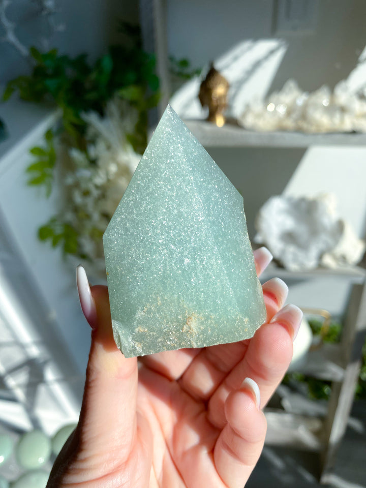 MICA-Rich Light Green Aventurine Top Polish Point