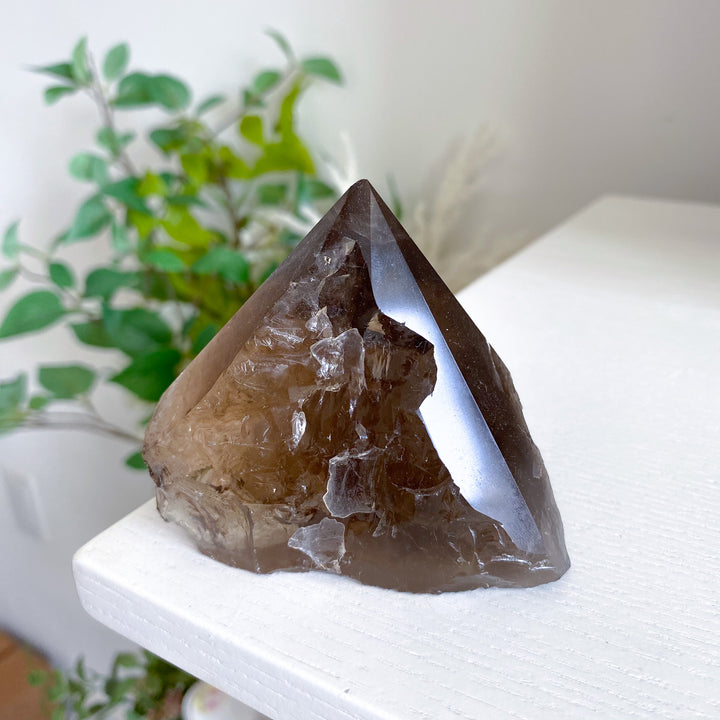 Large Smokey Quartz Top Polish 