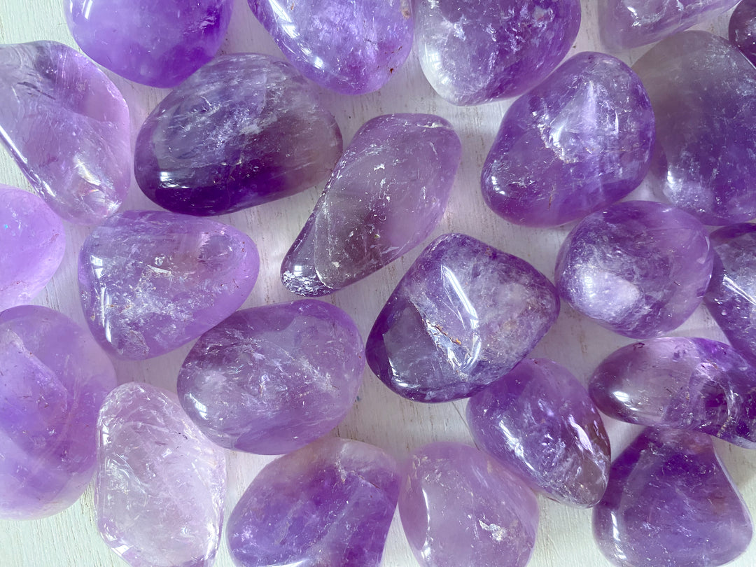 Glassy Amethyst Pebble