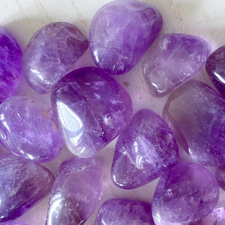 Glassy Amethyst Pebble