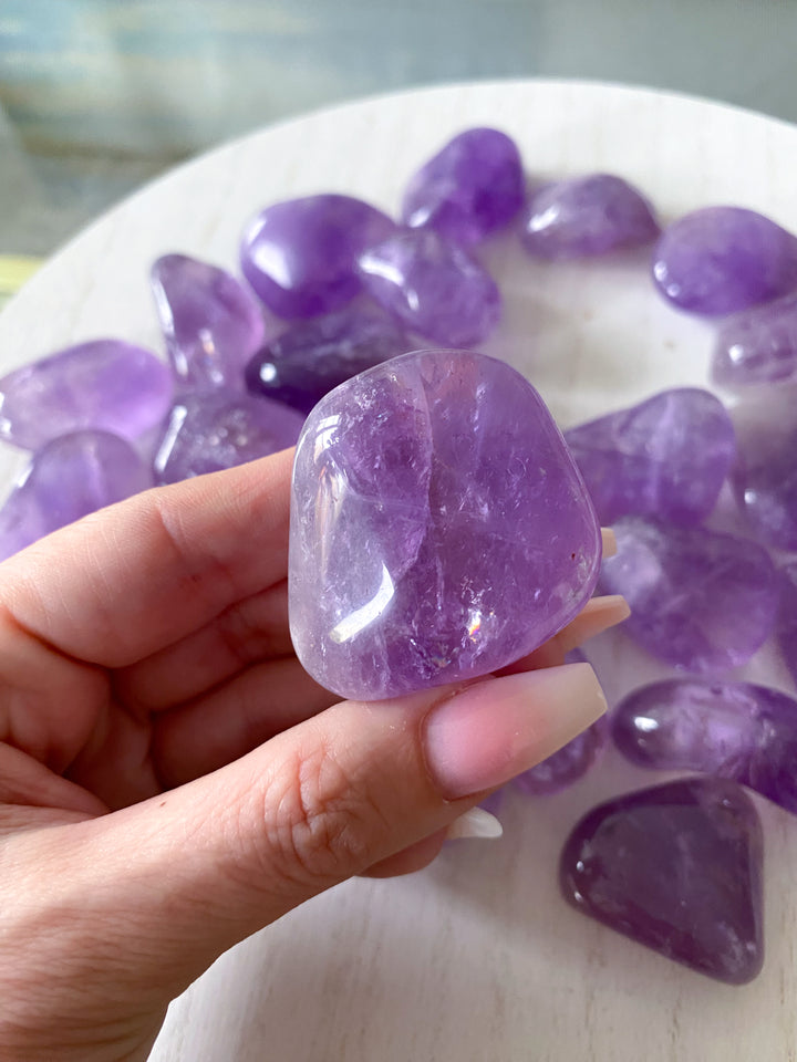 Glassy Amethyst Pebble