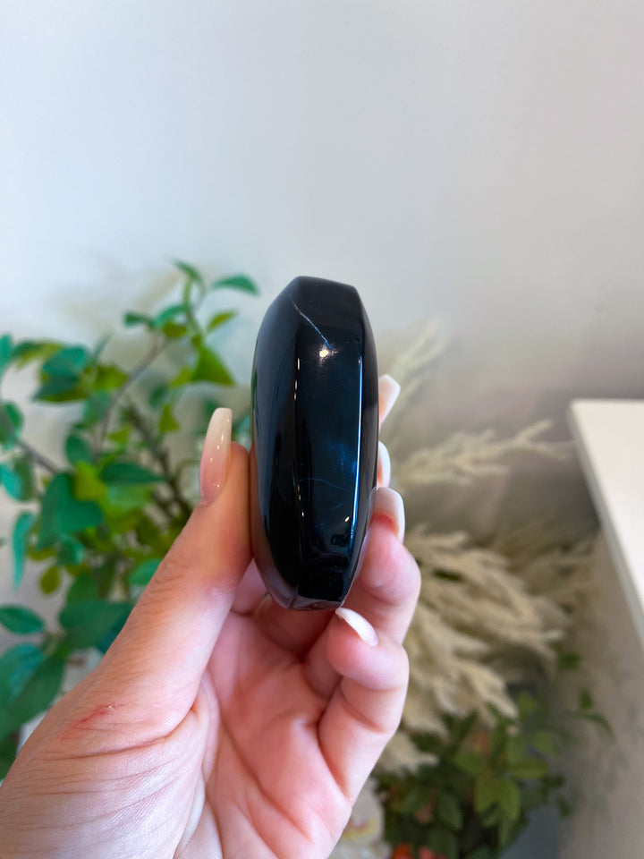 Black Agate Palm Stone 