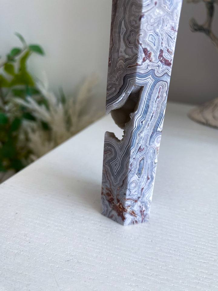 Drusy White Crazy Lace Agate Tower 6" 