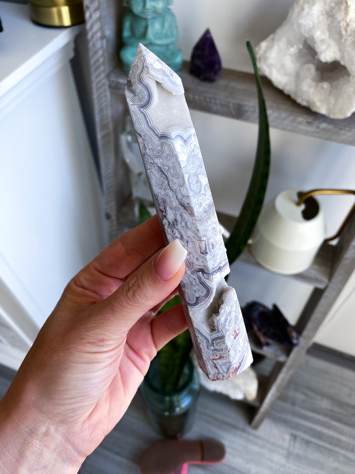 Drusy White Crazy Lace Agate Tower 6" 