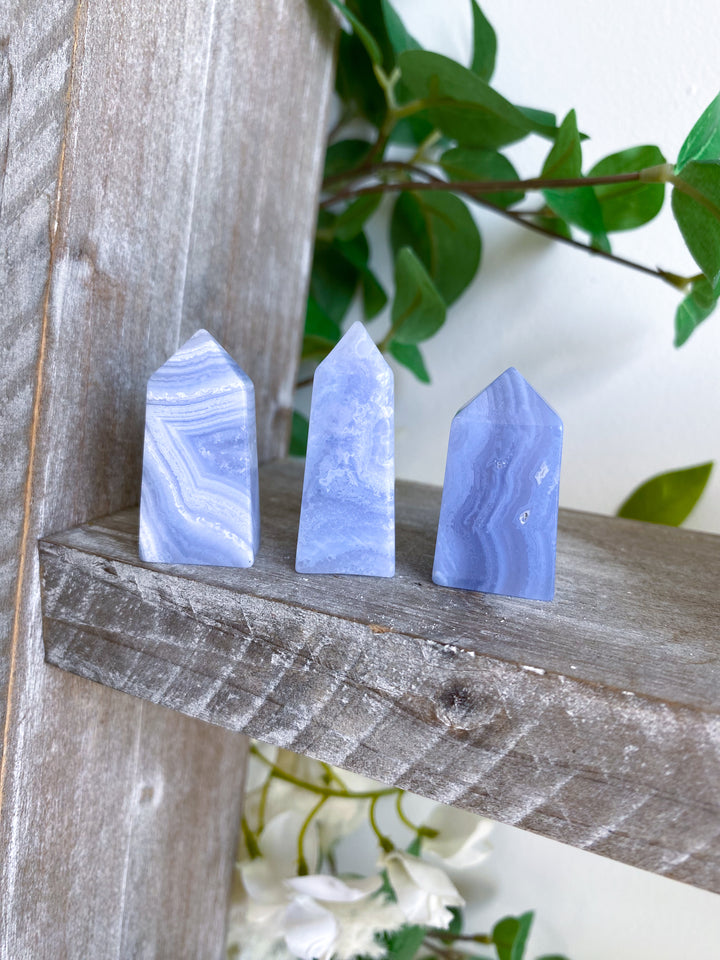 X Small Blue Lace Agate Tower
