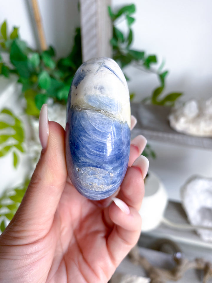 XL Blue Kyanite Palm Stone #2