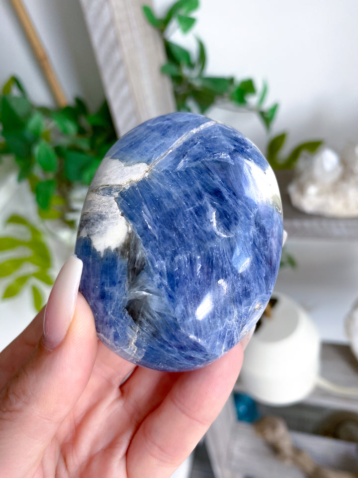 XL Blue Kyanite Palm Stone #2