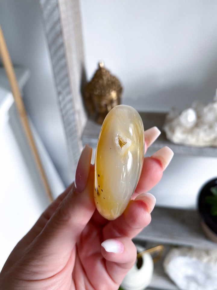 Grounding Agate Palm Stone
