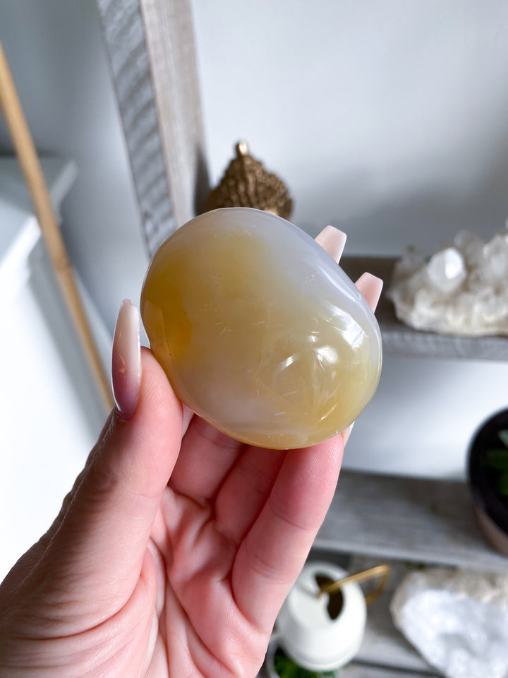 Grounding Agate Palm Stone