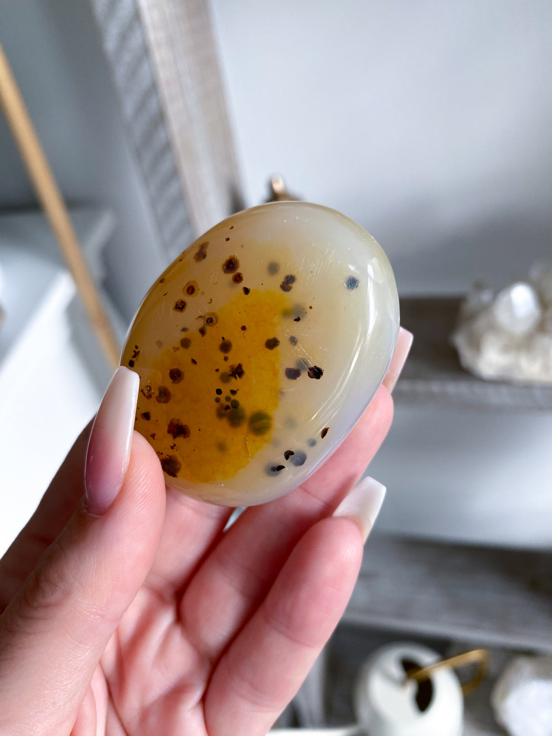 Grounding Agate Palm Stone