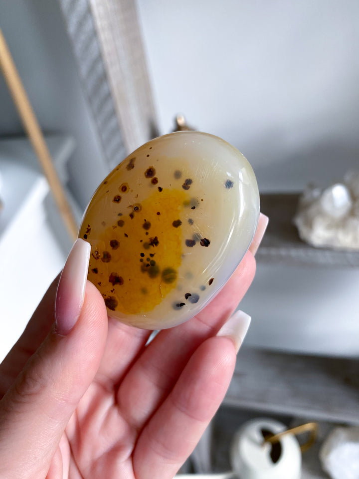 Grounding Agate Palm Stone