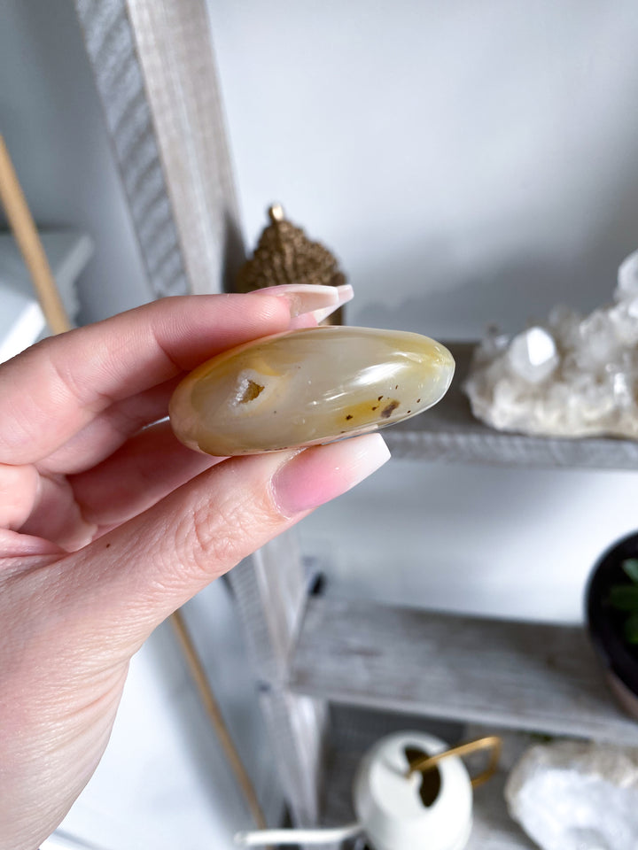 Grounding Agate Palm Stone