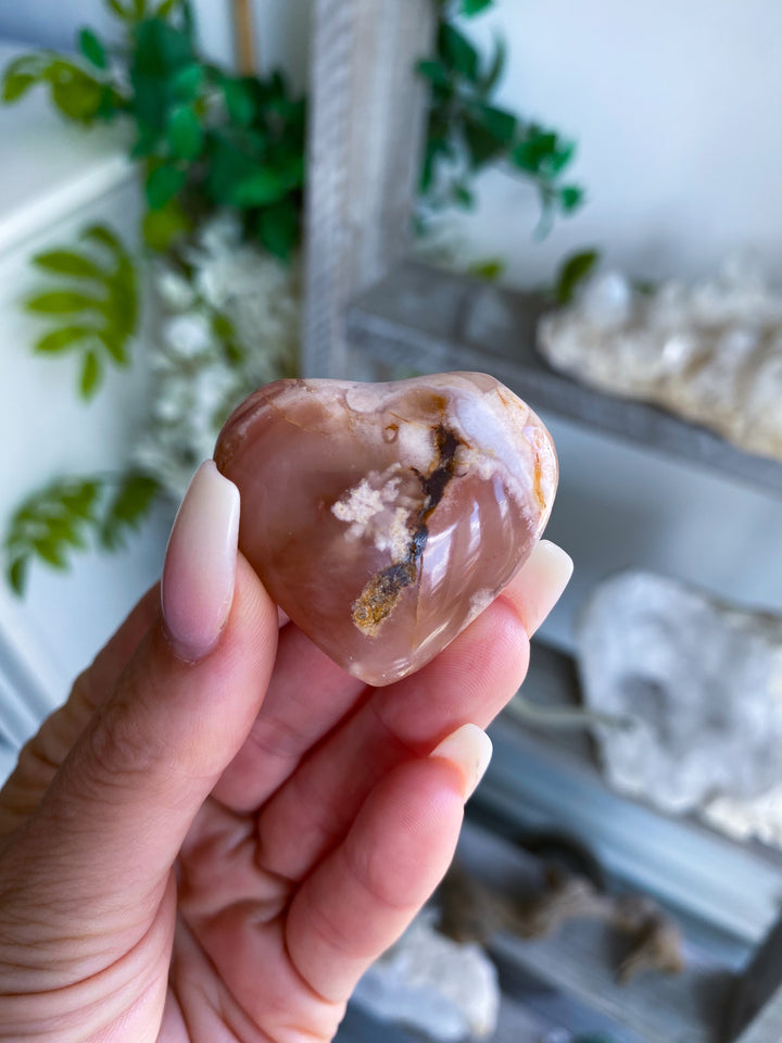 SET: Four Flower Agate Heart Carvings
