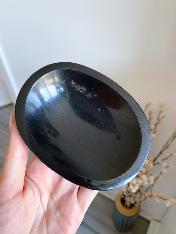 Shiny Black Jade Dish 4.5" x 3"