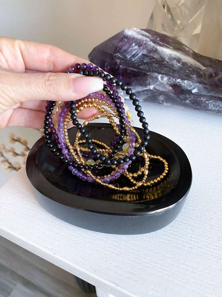 Shiny Black Jade Dish 4.5" x 3"