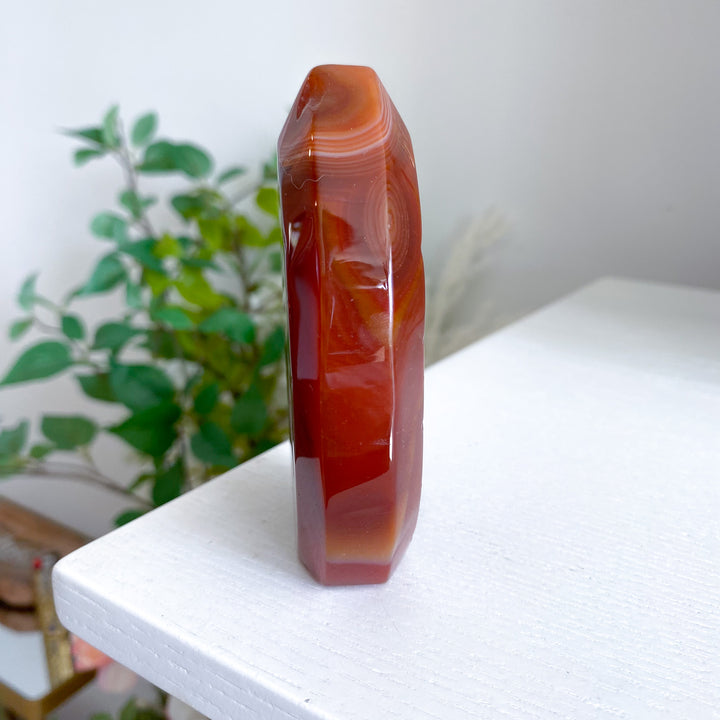 Carnelian Flame w/ Druze Cave 
