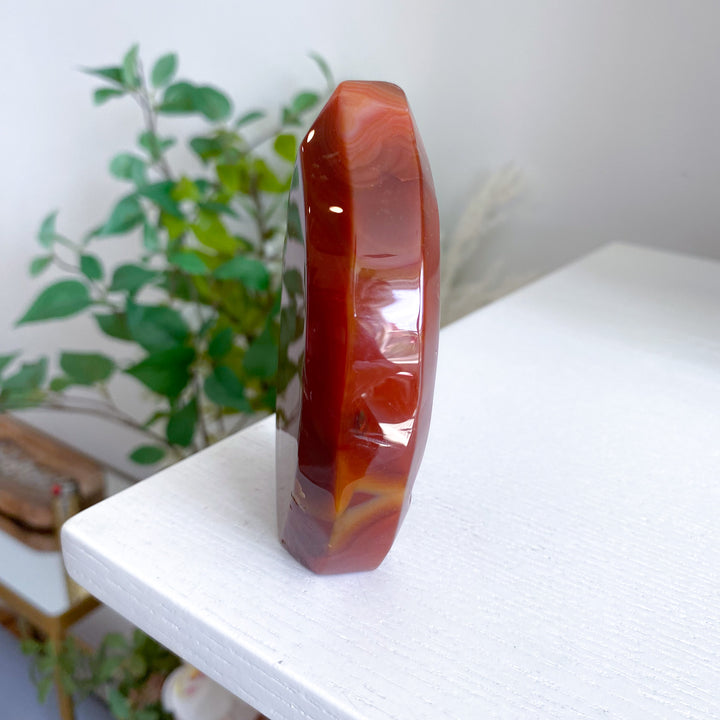 Carnelian Flame w/ Druze Cave 