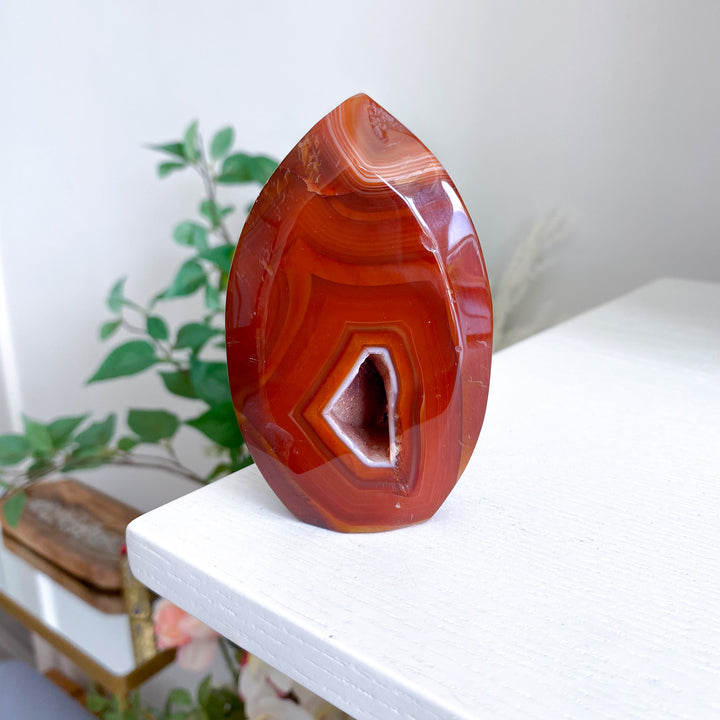 Carnelian Flame w/ Druze Cave 
