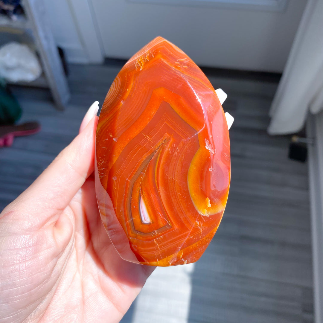 Carnelian Flame w/ Druze Cave 