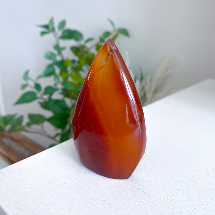 Small Carnelian Flame 