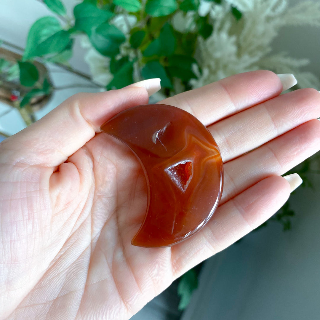 Carnelian Moon with Druse Portal 