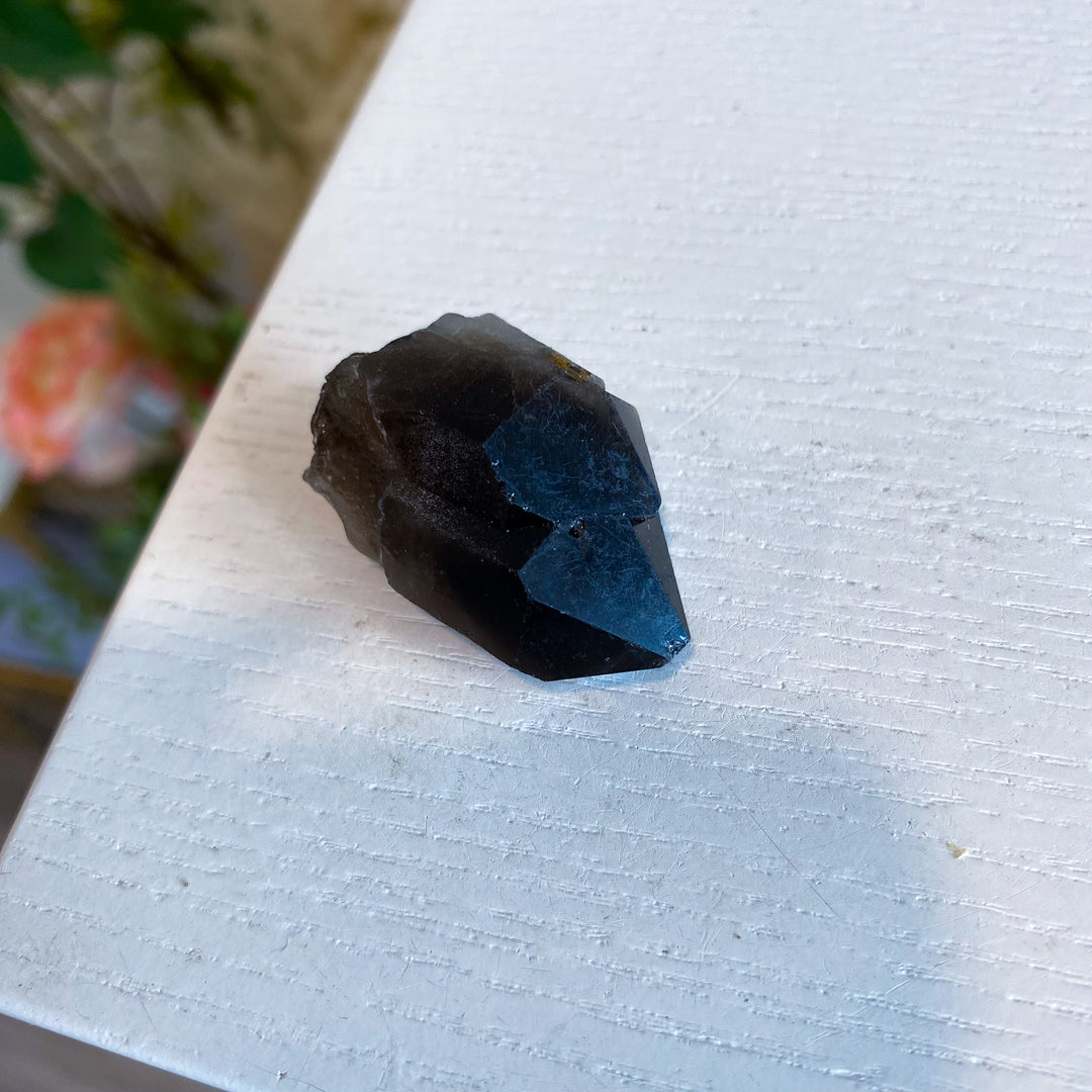Natural Smokey Quartz Point Twin
