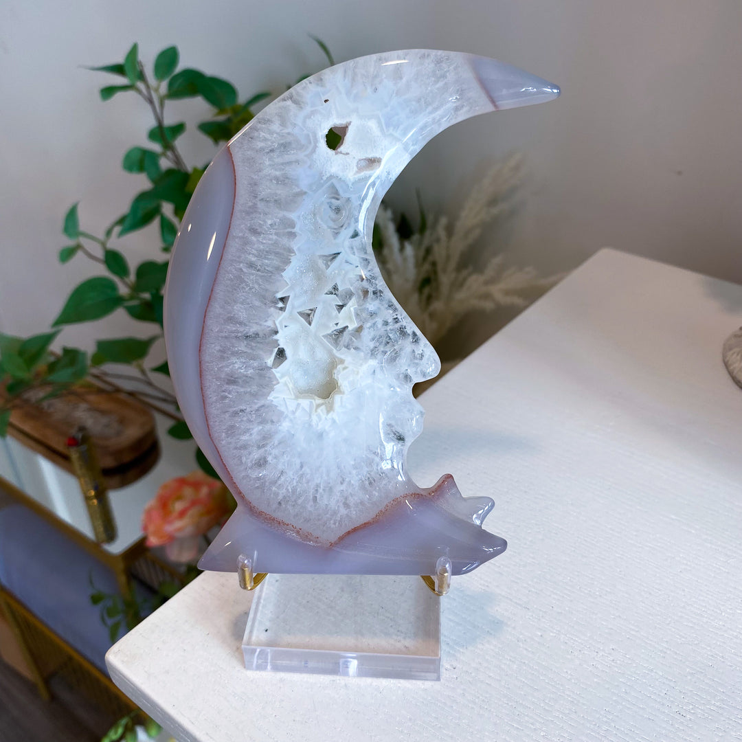 Gray Quartz Agate Moon 