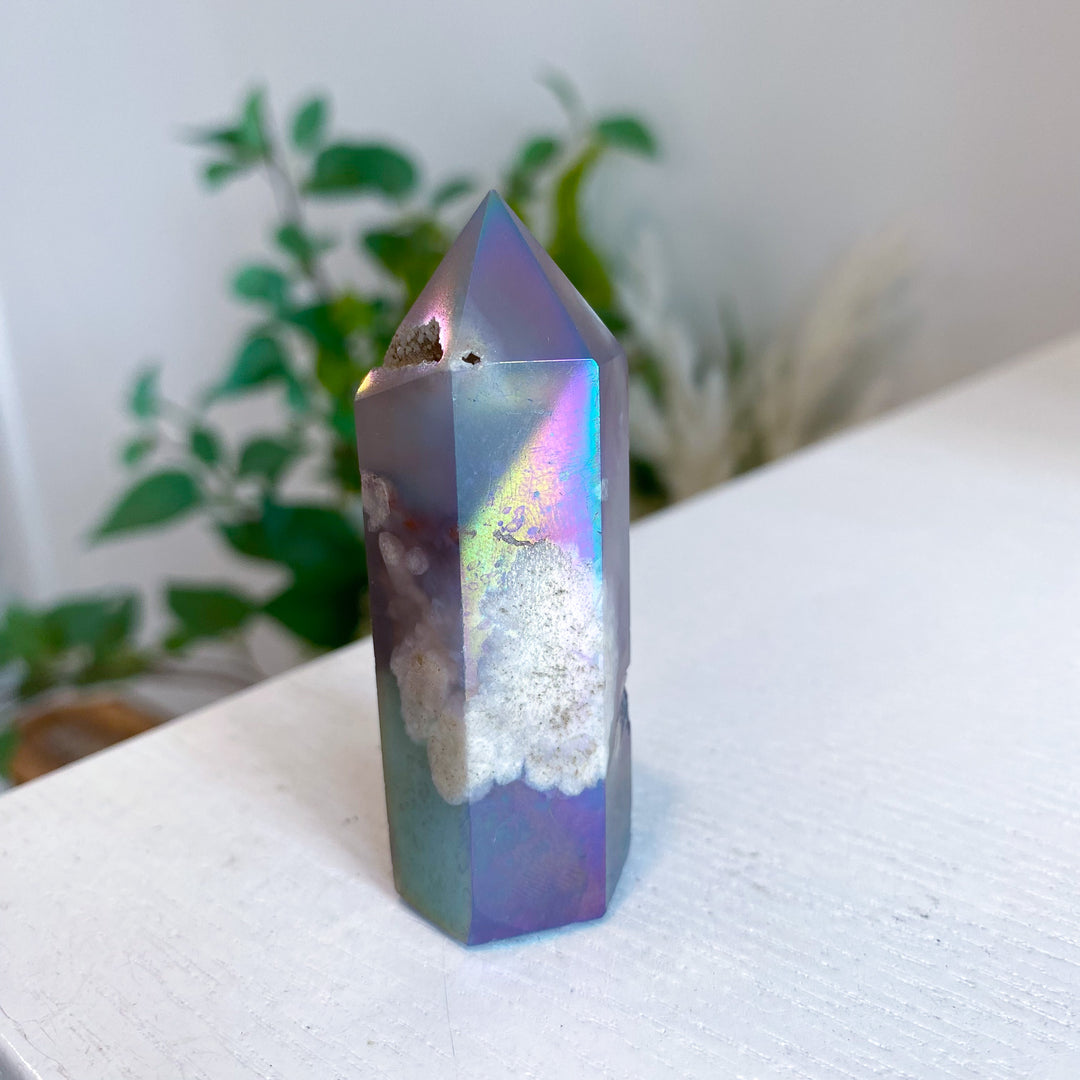 Dark Aura Flower Agate Tower 