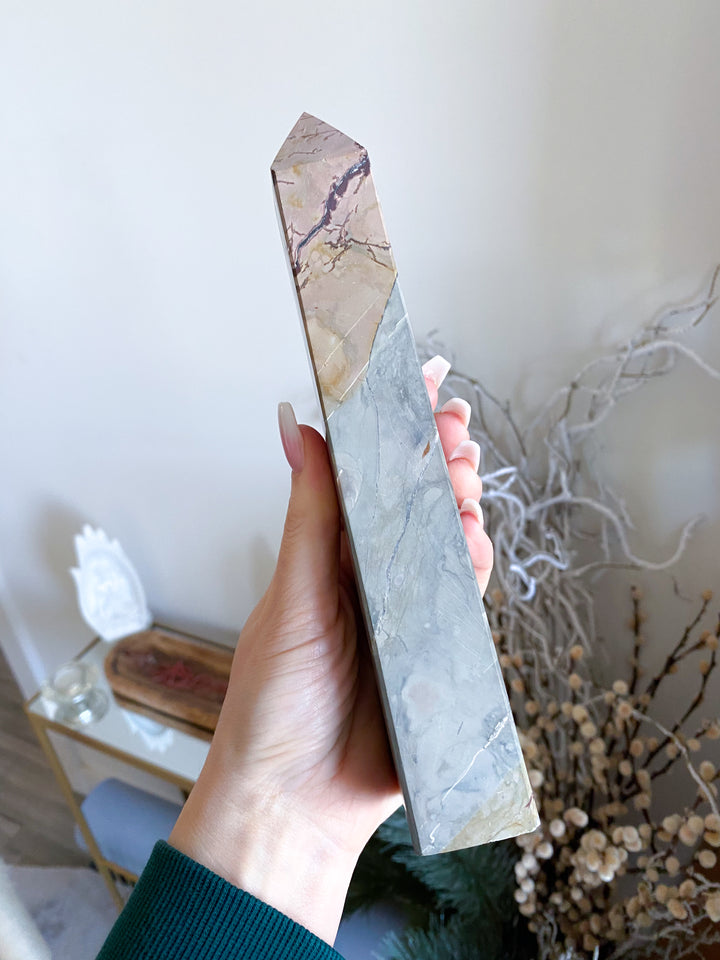 Gorgeous 8" Tall XL Picture Jasper Mauve, Gray Tower