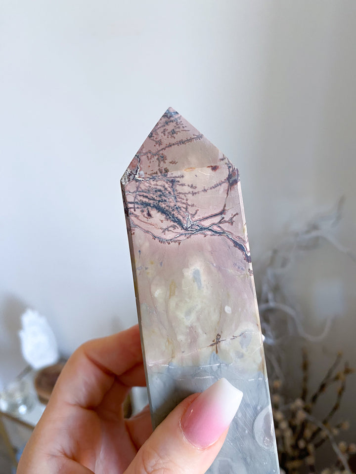 Gorgeous 8" Tall XL Picture Jasper Mauve, Gray Tower