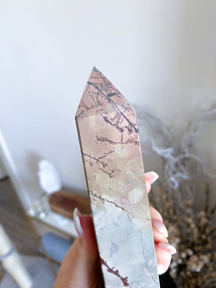 Gorgeous 8" Tall XL Picture Jasper Mauve, Gray Tower