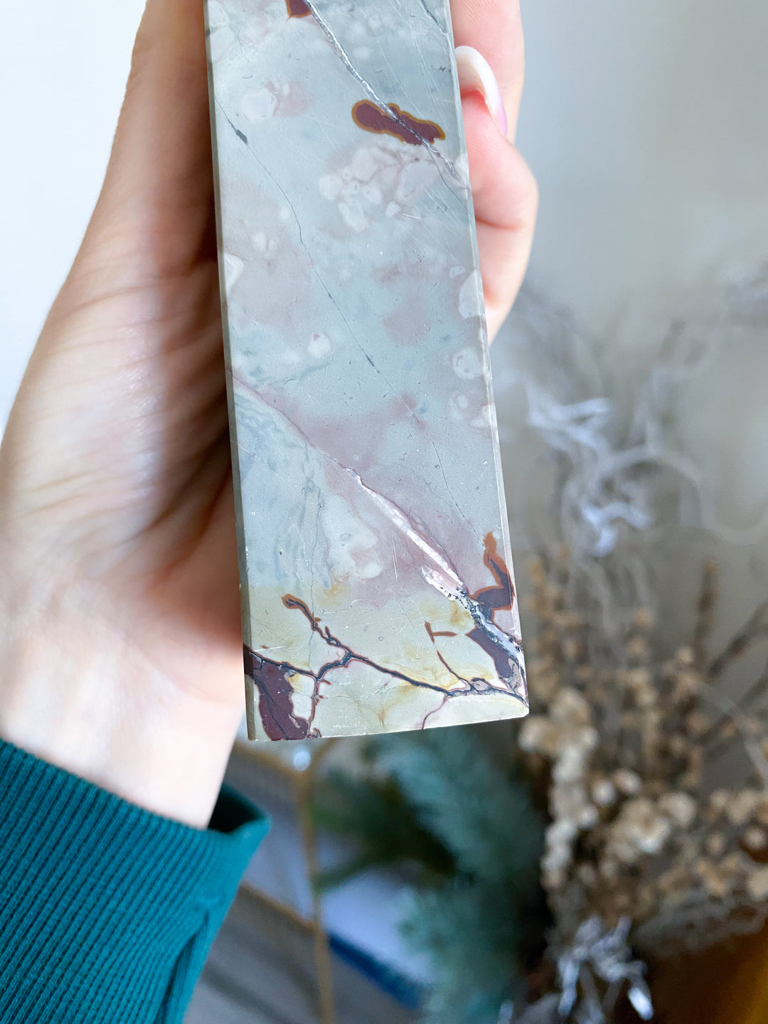 Gorgeous 8" Tall XL Picture Jasper Mauve, Gray Tower