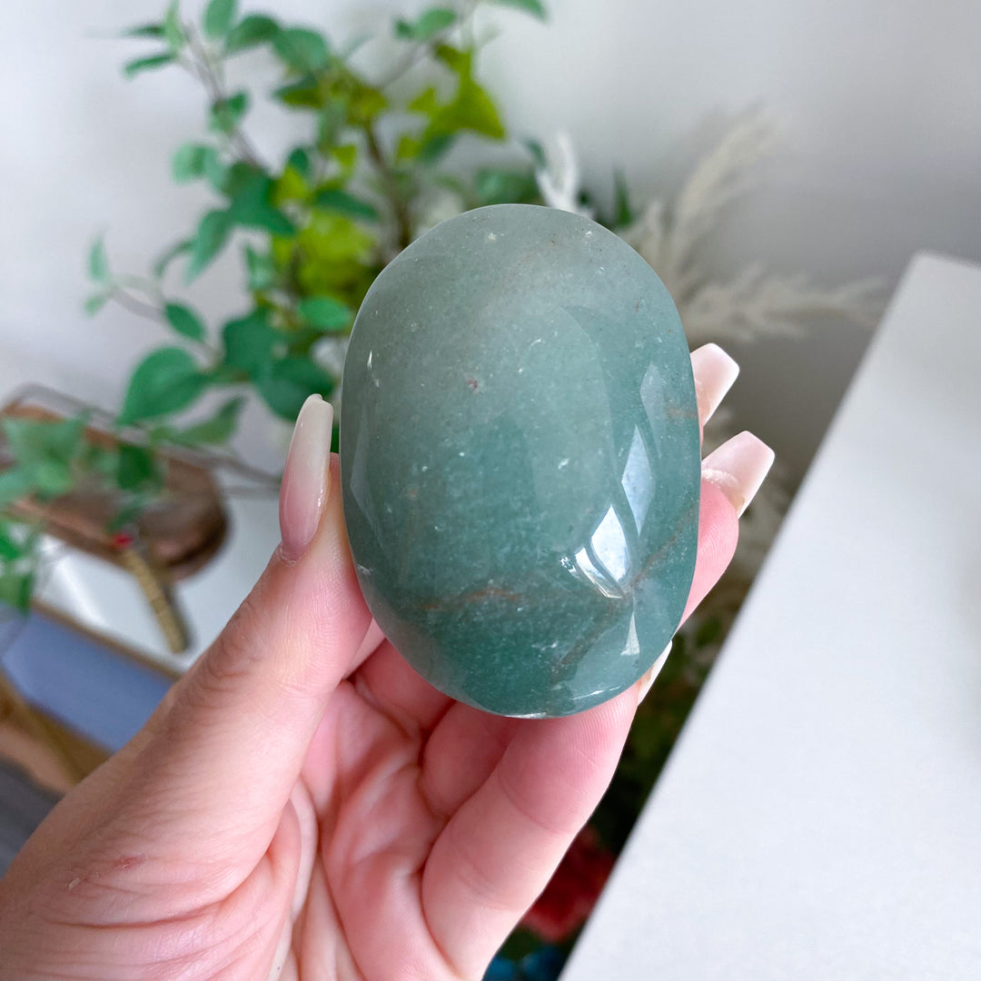 Green Aventurine Palm Stone 