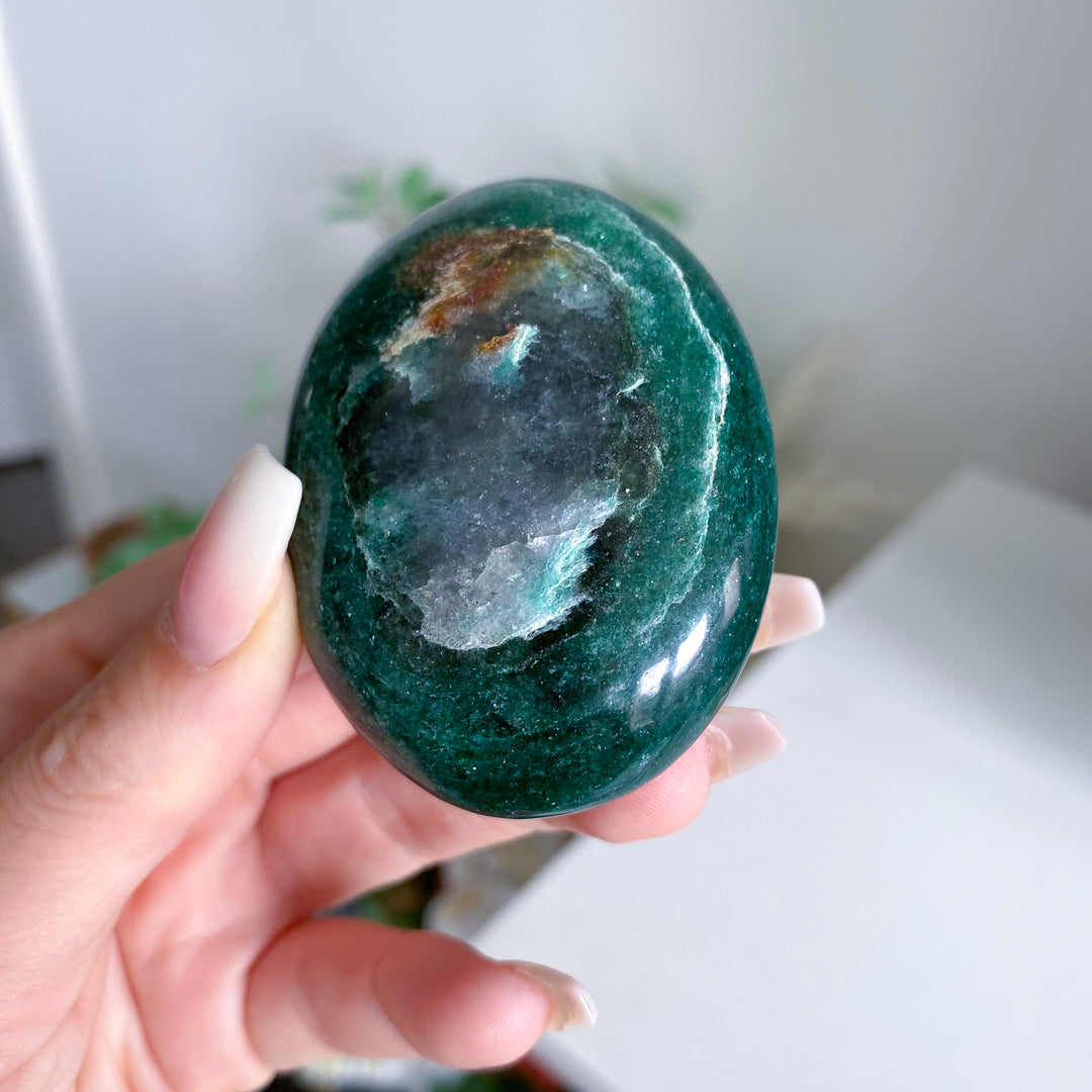 Bright Green Aventurine Palm Stone 