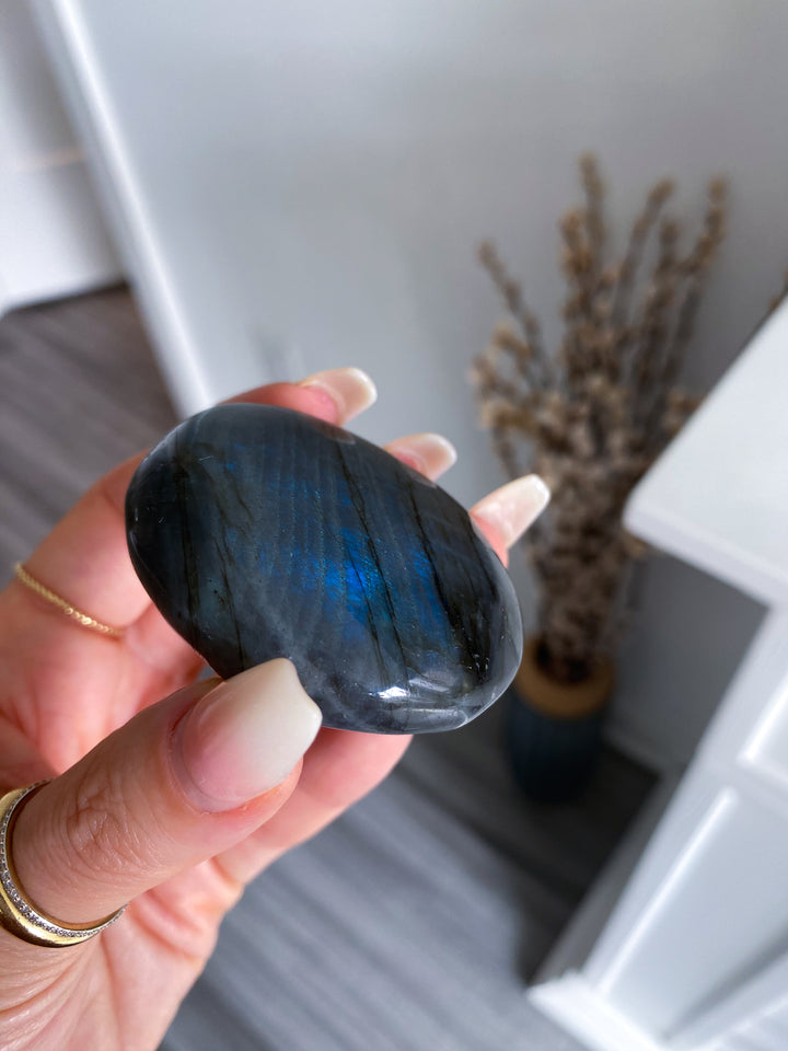 Tiger Blood Labradorite Palm