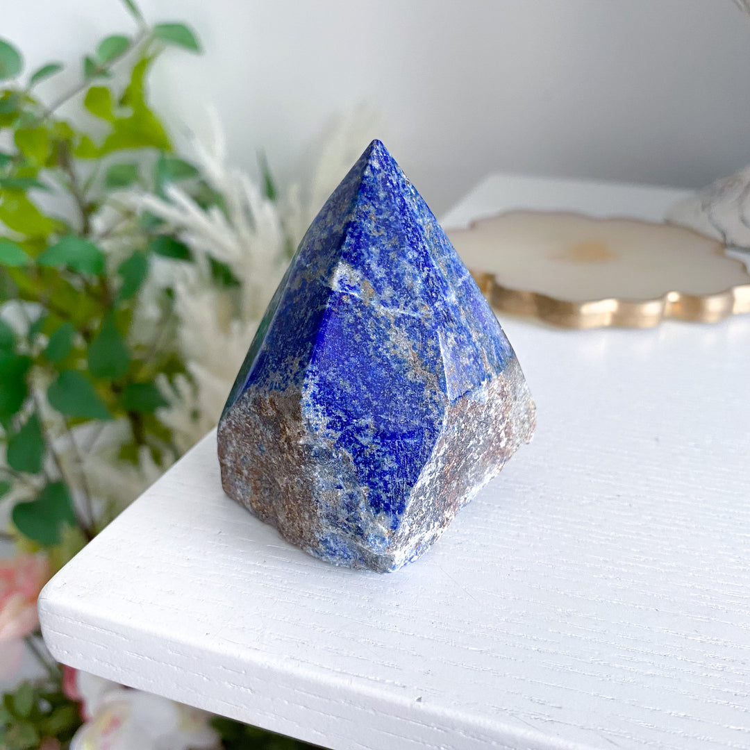 Large Lapis Lazuli Top Polish Point 