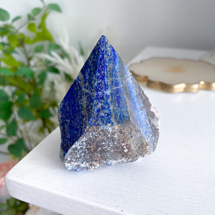 Large Lapis Lazuli Top Polish Point 