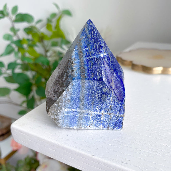 Large Lapis Lazuli Top Polish Point 
