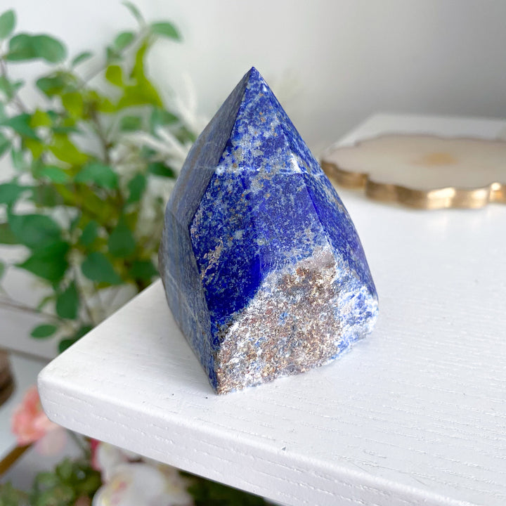 Large Lapis Lazuli Top Polish Point 
