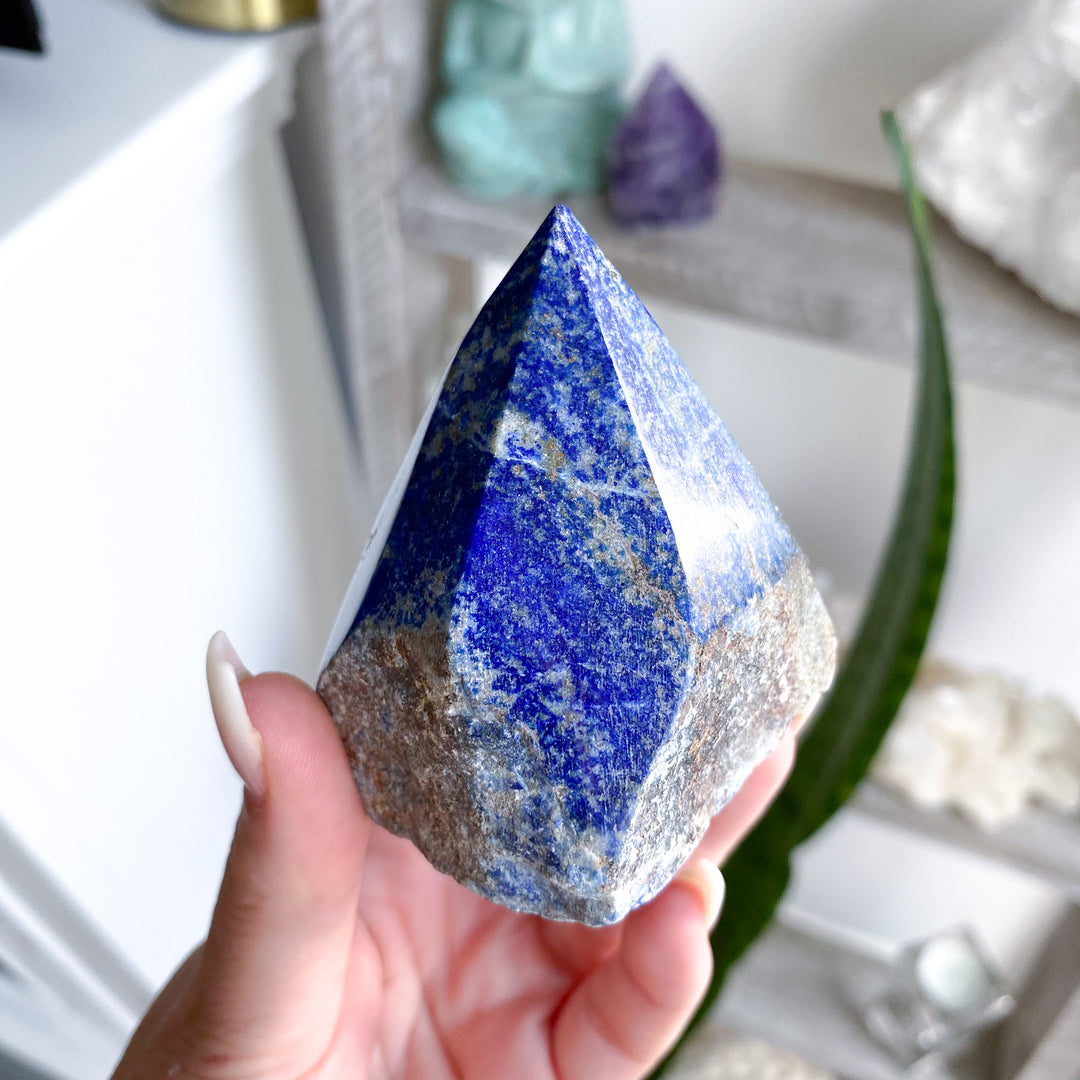 Large Lapis Lazuli Top Polish Point 