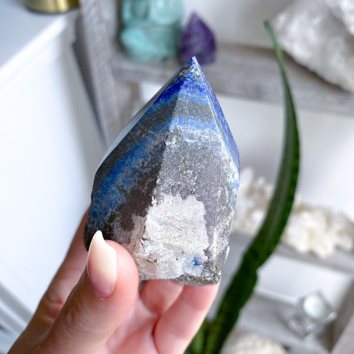 Large Lapis Lazuli Top Polish Point 